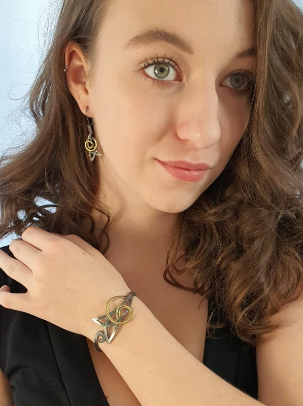 Bransoletka srebrna.
