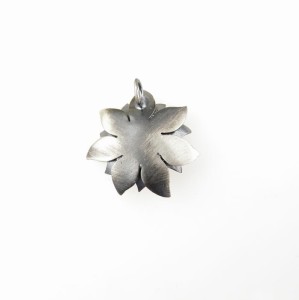 biżuteria symboliczna