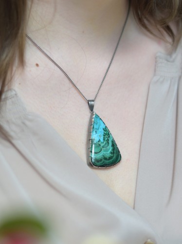 Biżuteria  z chryzokolą i malachitem.