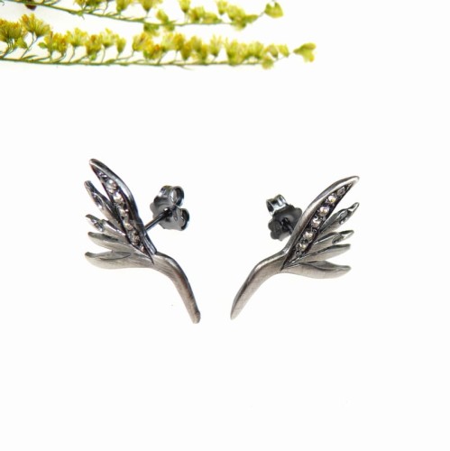 Kolczyki ze sterlicjami.