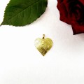 Zawieszka złote serce.