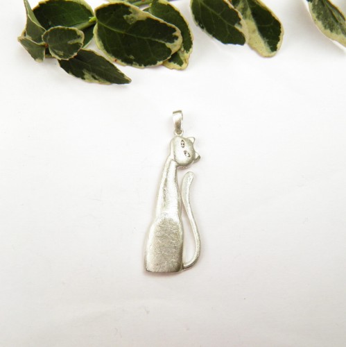 Zawieszka srebrna - Satynowy kot mały
