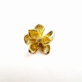 Zawieszka złota magnolia.