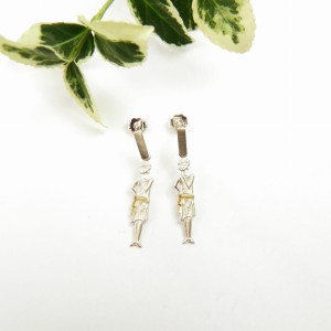 Kolczyki srebrne - Małe satynowe damy retro 