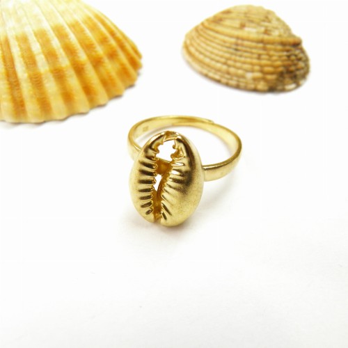 Muszelka kauri pierścionek.