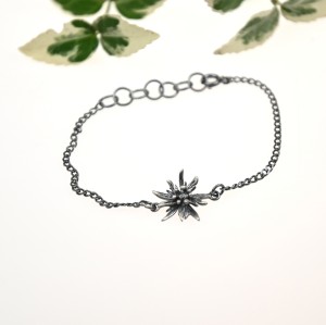 Bransoletka z małą szarotką grafitowa