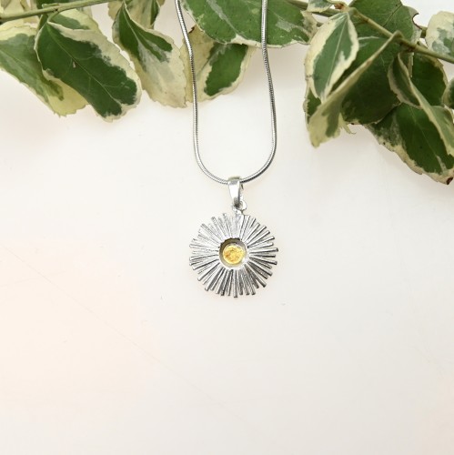 Cynia jasna zawieszka.