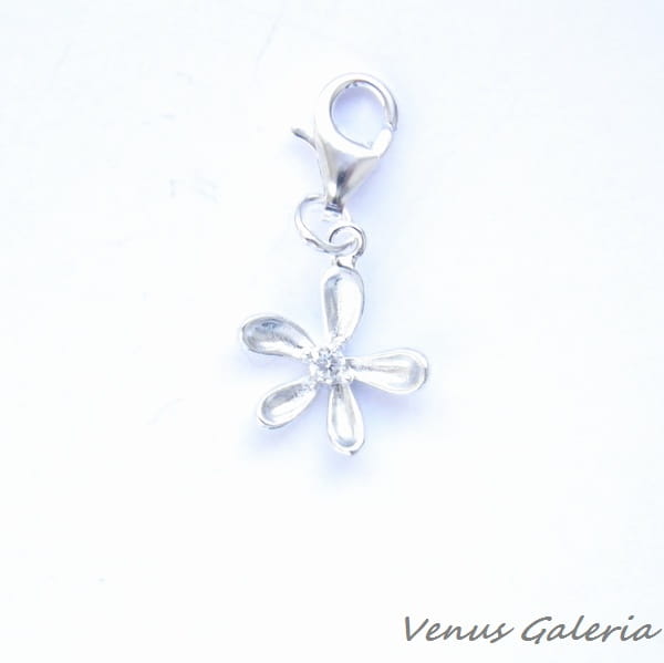 Charm- Subtell white