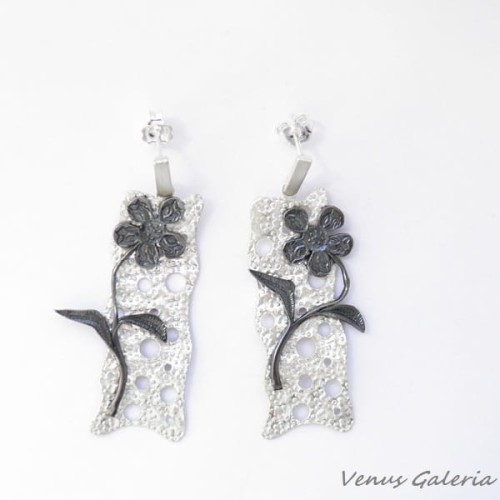 Kolczyki srebrne- Księżycowy kwiat duży biało-czarny II