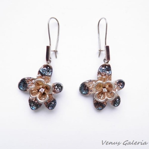 Kolczyki srebrne - Ekstrawaganckie kwiatki na biglach